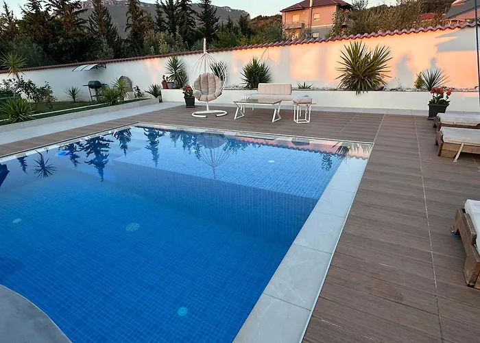 别墅 Vini Luxury *